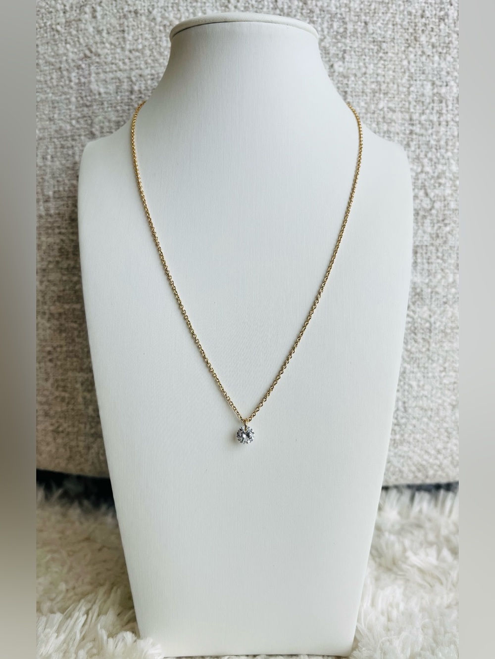 DKNY Gold Tone Necklace with Clear Crystal Solitaire 16”